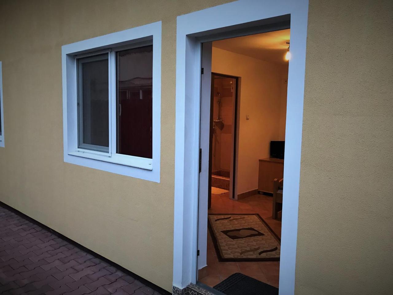 Cristuru Secuiesc Petofi Motel מראה חיצוני תמונה